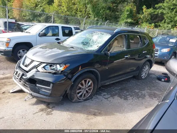 JN8AT2MV8HW027053 2017 NISSAN ROGUE - Image 2