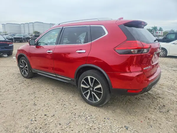 JN8AT2MV8HW252170 2017 NISSAN ROGUE - Image 2