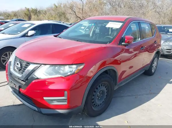 JN8AT2MV8HW253545 2017 NISSAN ROGUE - Image 2