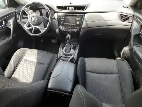 JN8AT2MV8HW254517 2017 NISSAN ROGUE - Image 8