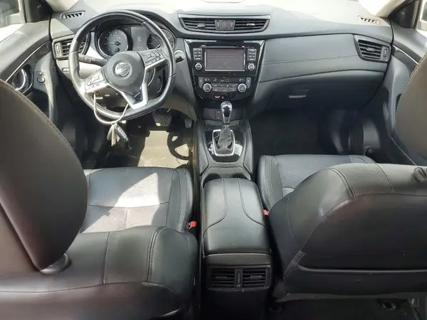 JN8AT2MV8HW256980 2017 NISSAN ROGUE - Image 8