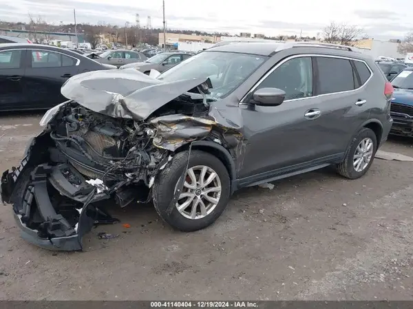 JN8AT2MV8HW259412 2017 NISSAN ROGUE - Image 2