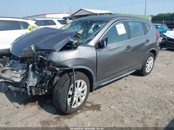 JN8AT2MV8HW262505 2017 NISSAN ROGUE - Image 2