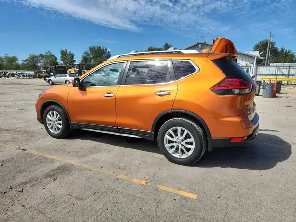 JN8AT2MV8HW262553 2017 NISSAN ROGUE - Image 2