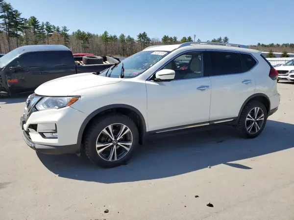 JN8AT2MV8HW263959 2017 NISSAN ROGUE - Image 1