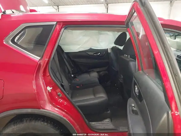 JN8AT2MV8HW264853 2017 NISSAN ROGUE - Image 8