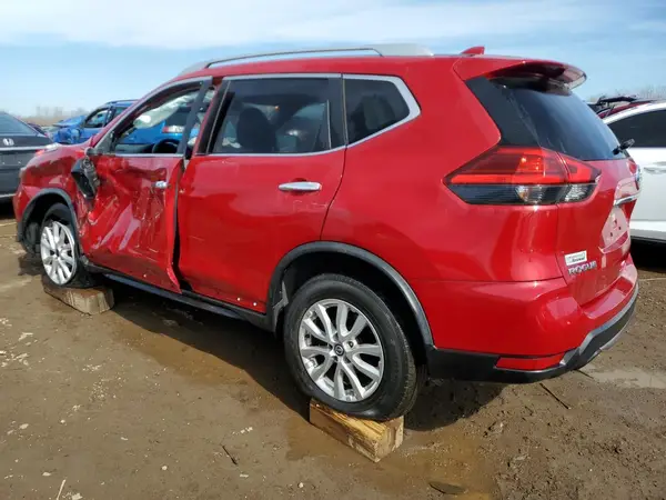 JN8AT2MV8HW266814 2017 NISSAN ROGUE - Image 2