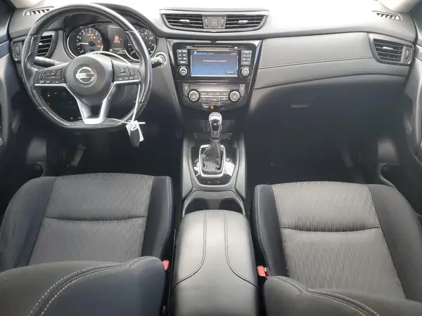 JN8AT2MV8HW267090 2017 NISSAN ROGUE - Image 8