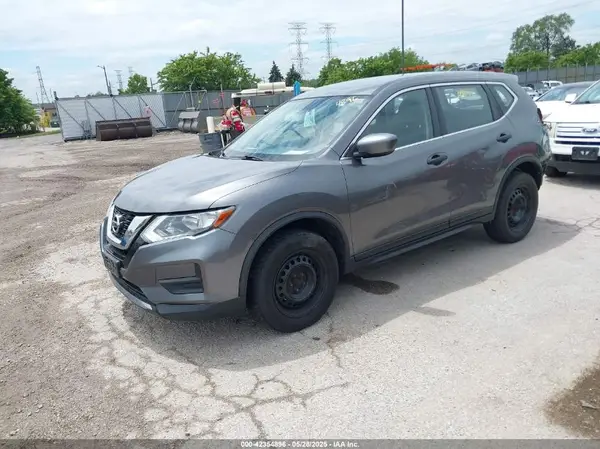 JN8AT2MV8HW267770 2017 NISSAN ROGUE - Image 2