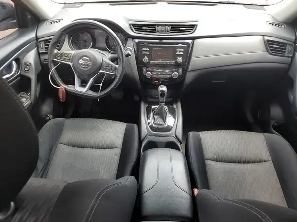 JN8AT2MV8HW267932 2017 NISSAN ROGUE - Image 8