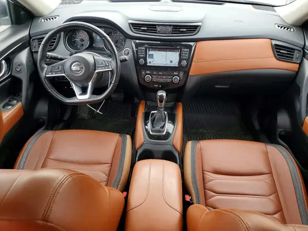 JN8AT2MV8HW270703 2017 NISSAN ROGUE - Image 8