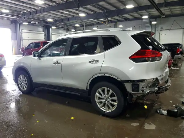 JN8AT2MV8HW270927 2017 NISSAN ROGUE - Image 2