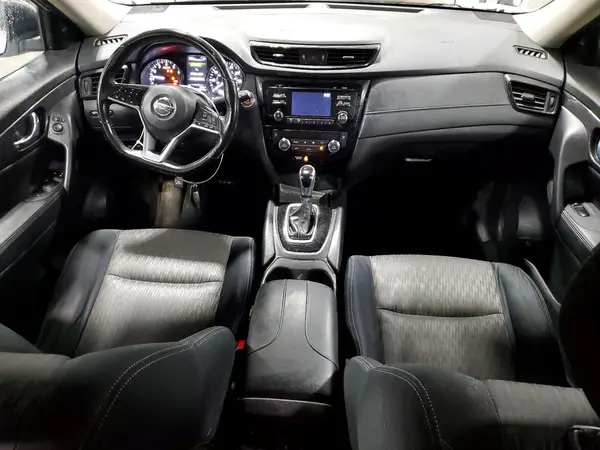 JN8AT2MV8HW270927 2017 NISSAN ROGUE - Image 8