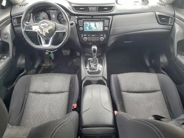 JN8AT2MV8HW271947 2017 NISSAN ROGUE - Image 8