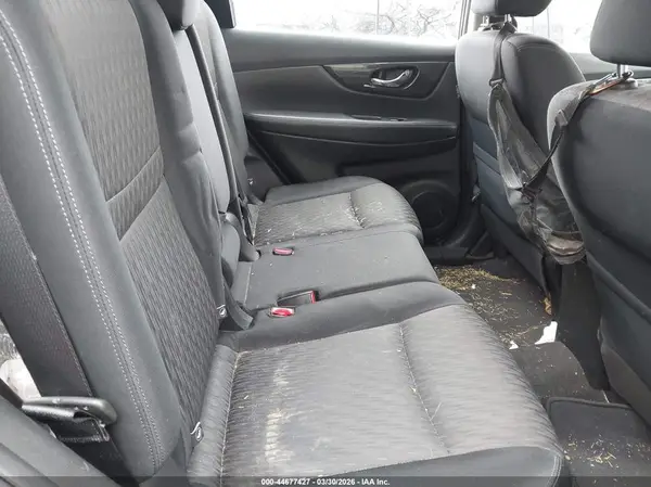 JN8AT2MV8HW274900 2017 NISSAN ROGUE - Image 8