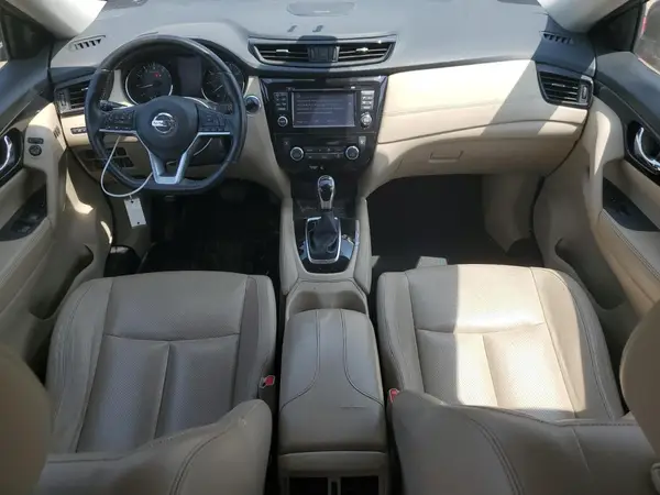 JN8AT2MV8HW276632 2017 NISSAN ROGUE - Image 8