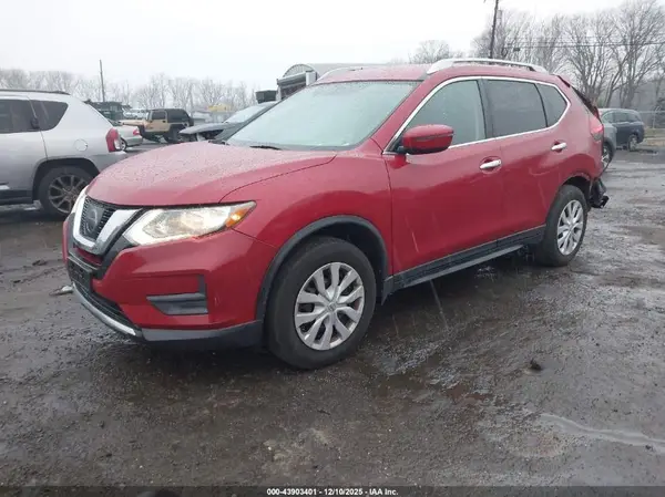 JN8AT2MV8HW276825 2017 NISSAN ROGUE - Image 2