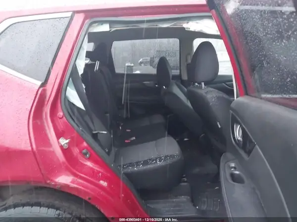 JN8AT2MV8HW276825 2017 NISSAN ROGUE - Image 8