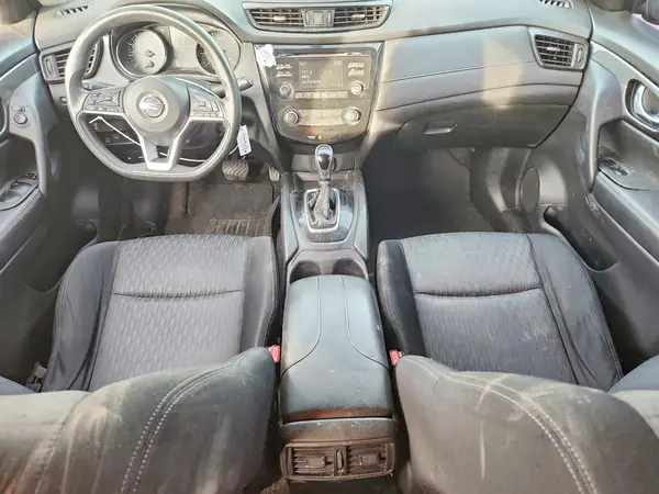 JN8AT2MV8HW278395 2017 NISSAN ROGUE - Image 8