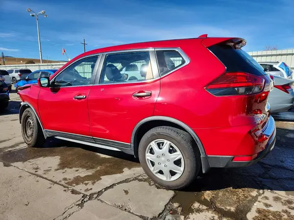JN8AT2MV8HW279594 2017 NISSAN ROGUE - Image 2