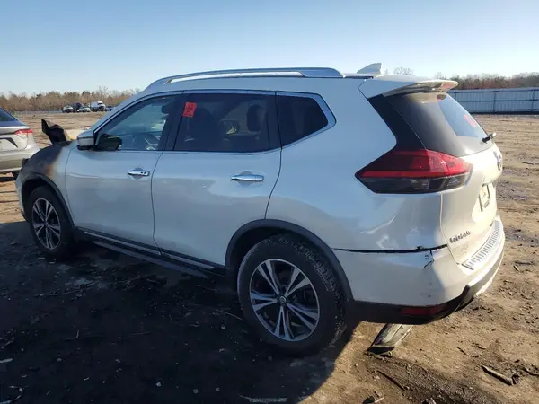 JN8AT2MV8HW279966 2017 NISSAN ROGUE - Image 2