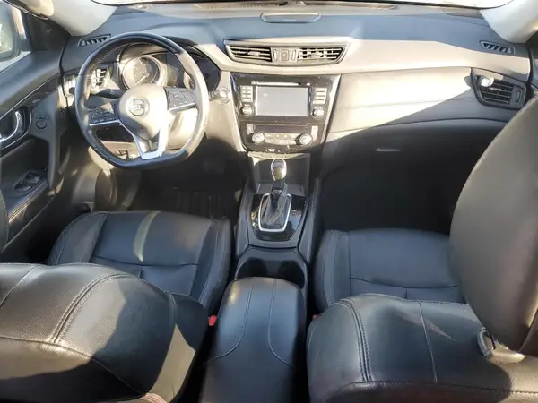 JN8AT2MV8HW279966 2017 NISSAN ROGUE - Image 8