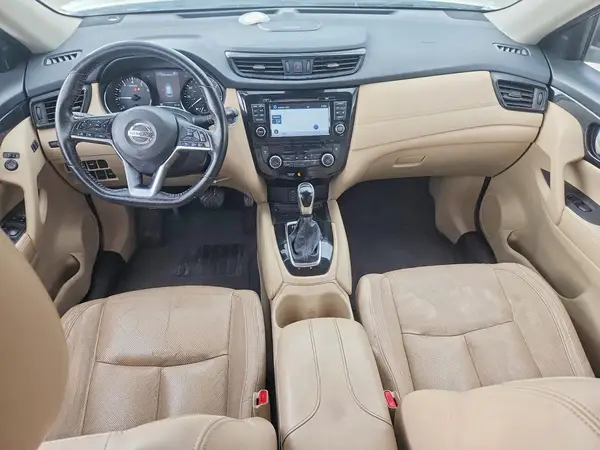 JN8AT2MV8HW280888 2017 NISSAN ROGUE - Image 8