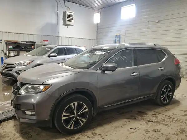 JN8AT2MV8HW282348 2017 NISSAN ROGUE - Image 1