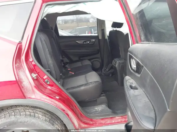 JN8AT2MV8HW284763 2017 NISSAN ROGUE - Image 8