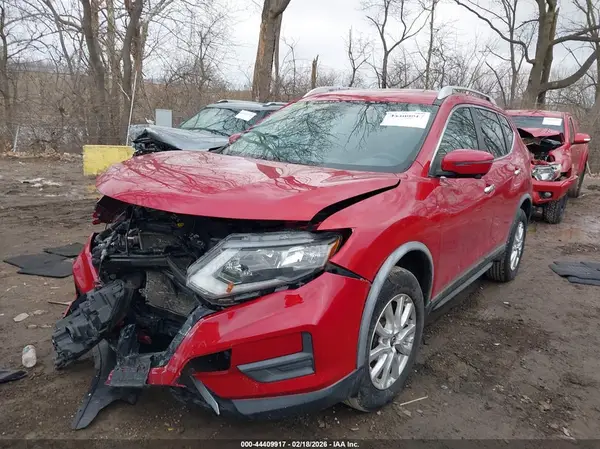 JN8AT2MV8HW285301 2017 NISSAN ROGUE - Image 2