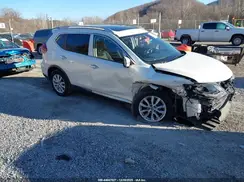 JN8AT2MV8JW302653 2018 NISSAN ROGUE