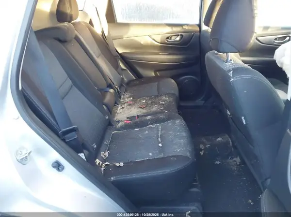 JN8AT2MV8JW303477 2018 NISSAN ROGUE - Image 8