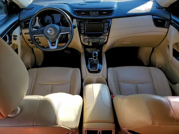 JN8AT2MV8JW304922 2018 NISSAN ROGUE - Image 8