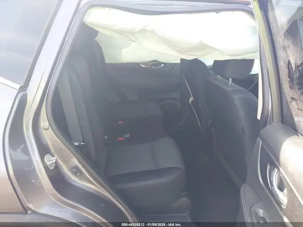 JN8AT2MV8JW305018 2018 NISSAN ROGUE - Image 8