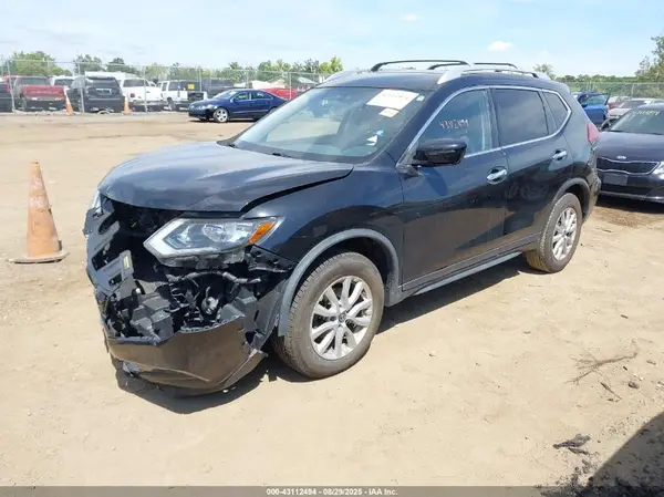 JN8AT2MV8JW306203 2018 NISSAN ROGUE - Image 2