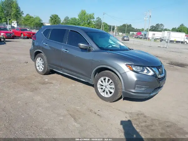 JN8AT2MV8JW307772 2018 NISSAN ROGUE - Image 1