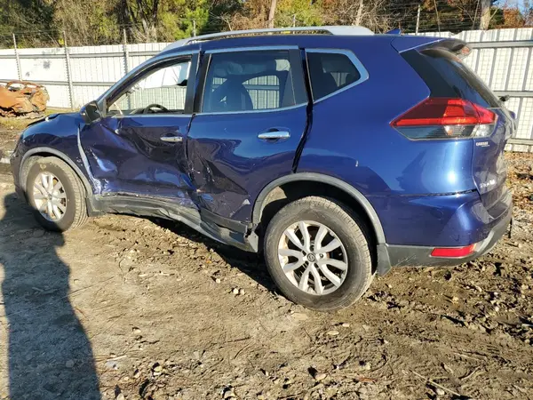 JN8AT2MV8JW307822 2018 NISSAN ROGUE - Image 2