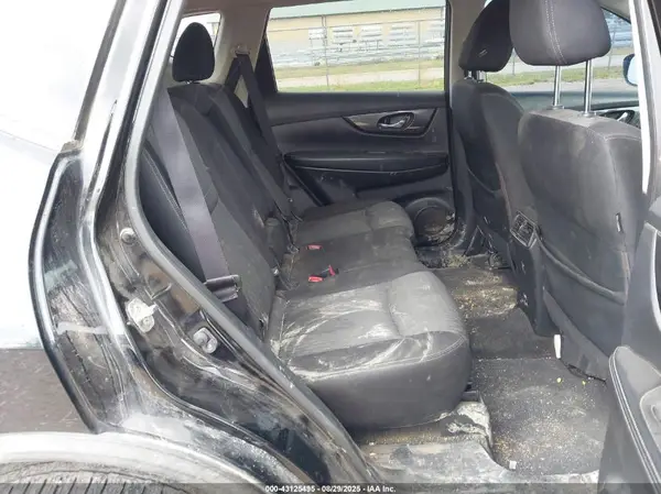 JN8AT2MV8JW307884 2018 NISSAN ROGUE - Image 8
