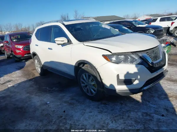 JN8AT2MV8JW311594 2018 NISSAN ROGUE - Image 1