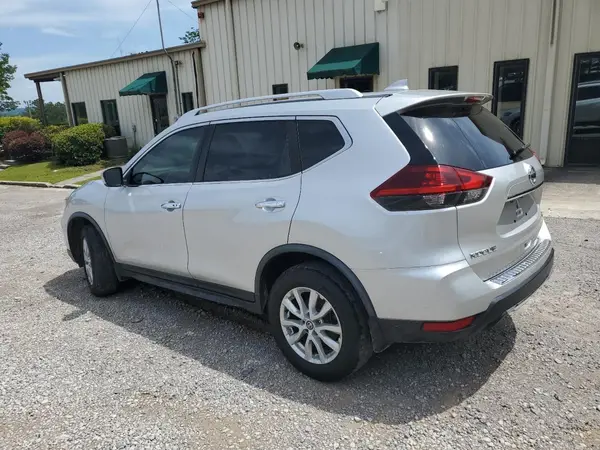 JN8AT2MV8JW311661 2018 NISSAN ROGUE - Image 2