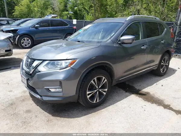 JN8AT2MV8JW318528 2018 NISSAN ROGUE - Image 2