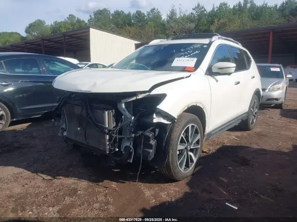 JN8AT2MV8JW322904 2018 NISSAN ROGUE - Image 2