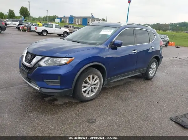 JN8AT2MV8JW326158 2018 NISSAN ROGUE - Image 2