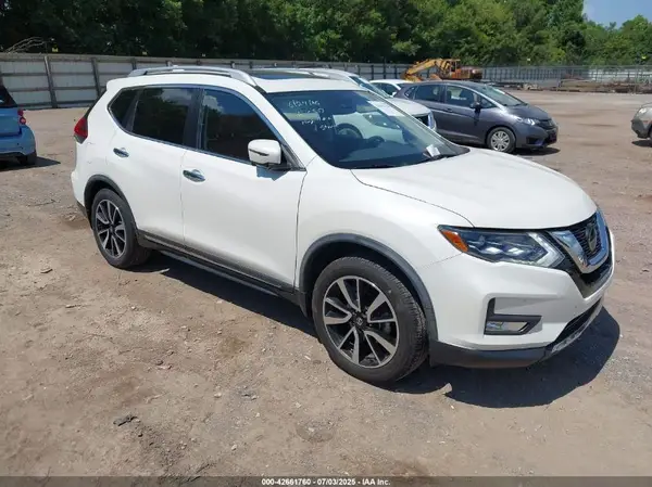 JN8AT2MV8JW326600 2018 NISSAN ROGUE - Image 1