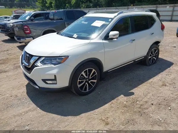 JN8AT2MV8JW326600 2018 NISSAN ROGUE - Image 2