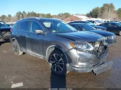 JN8AT2MV8JW327262 2018 NISSAN ROGUE