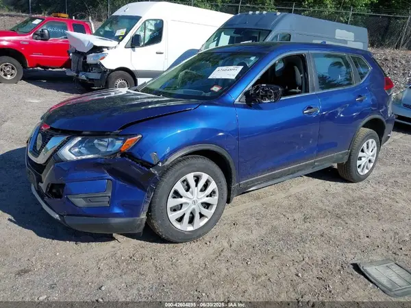 JN8AT2MV8JW328914 2018 NISSAN ROGUE - Image 2