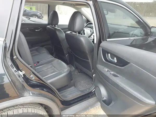 JN8AT2MV8JW329528 2018 NISSAN ROGUE - Image 8
