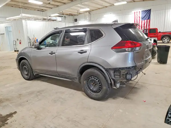 JN8AT2MV8JW330324 2018 NISSAN ROGUE - Image 2
