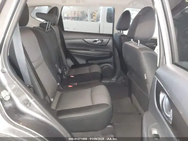 JN8AT2MV8JW341372 2018 NISSAN ROGUE - Image 8
